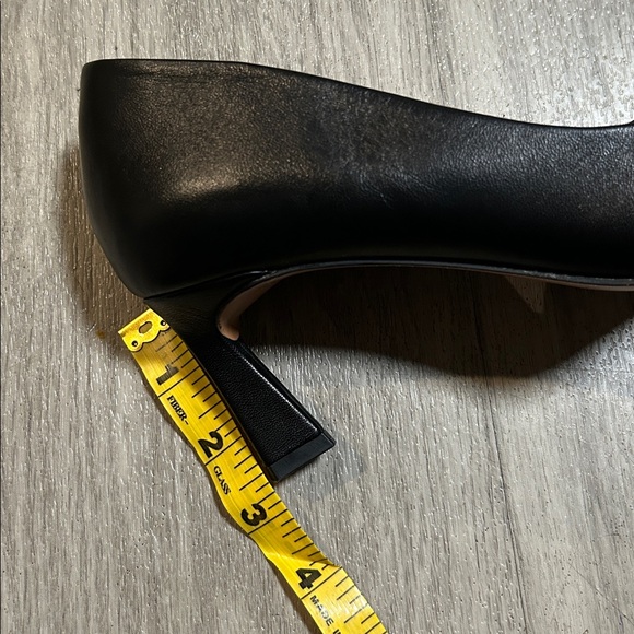 Franco Sarto Black Heels Sleek Design - Picture 6 of 6